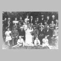 045-0039 Artur und Margarete Fischer auf einer Hochzeit am 09.02.1939 in Klein Engelau..JPG
